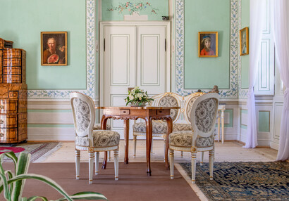 Dámský salon